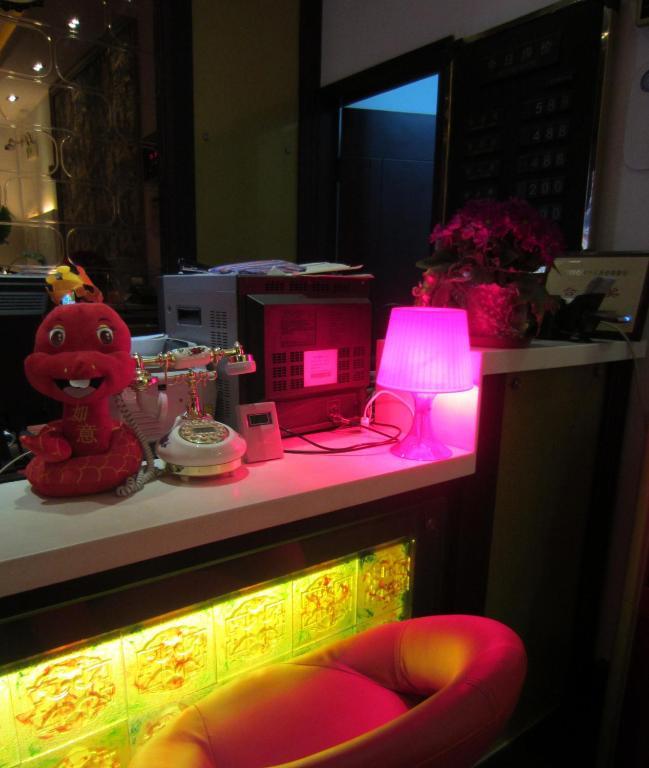 Jiujiu Holiday Hotel Şanghay Dış mekan fotoğraf
