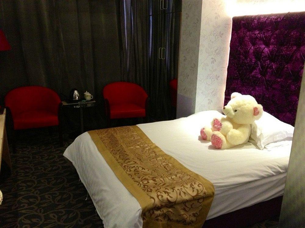 Jiujiu Holiday Hotel Şanghay Dış mekan fotoğraf