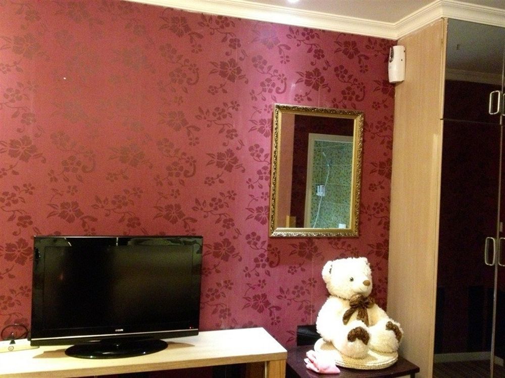 Jiujiu Holiday Hotel Şanghay Dış mekan fotoğraf