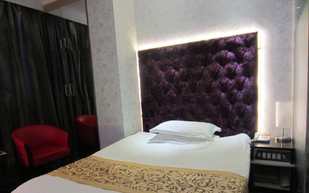 Jiujiu Holiday Hotel Şanghay Oda fotoğraf